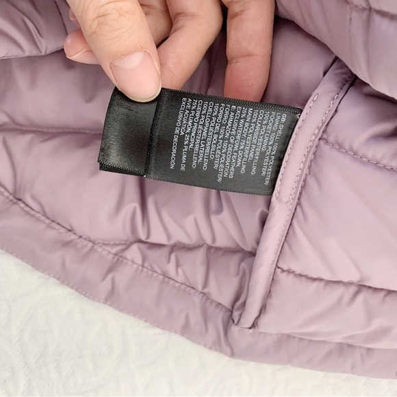 The North Face Women's Alpz 2.0‎ Down-Filled Puffer Vest - Picture 7 of 8